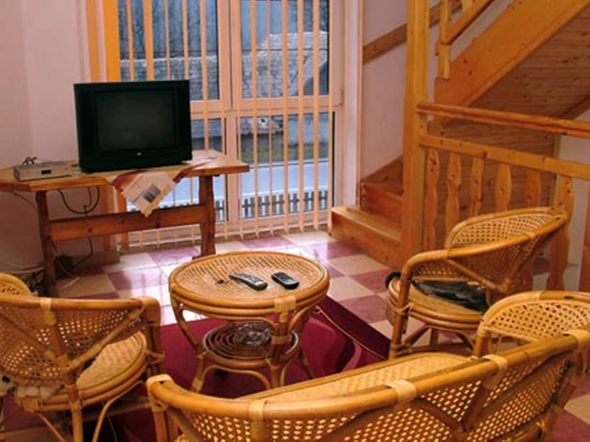 Motel Pod Stromisom Vlachovo Luaran gambar