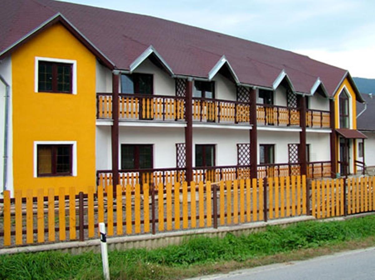 Motel Pod Stromisom Vlachovo Luaran gambar